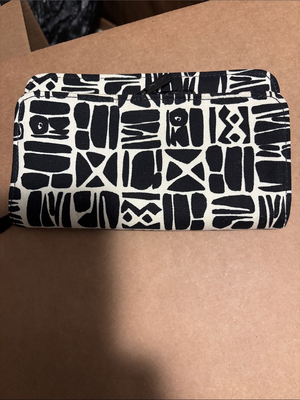 Thirty One Perfect Cents Wallet New w/oTags